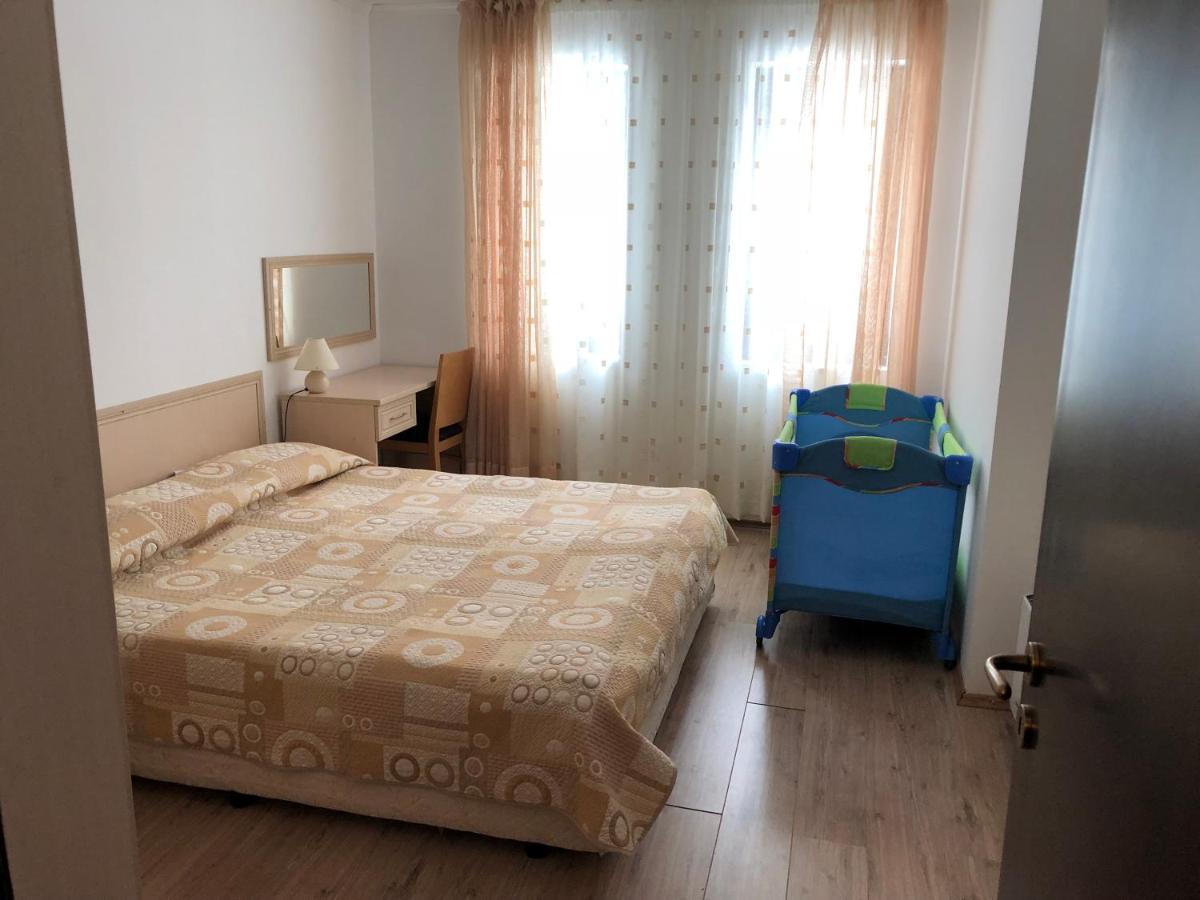 Appartamento Апартамент В Хотел Стената, Пампорово Smoljan Esterno foto